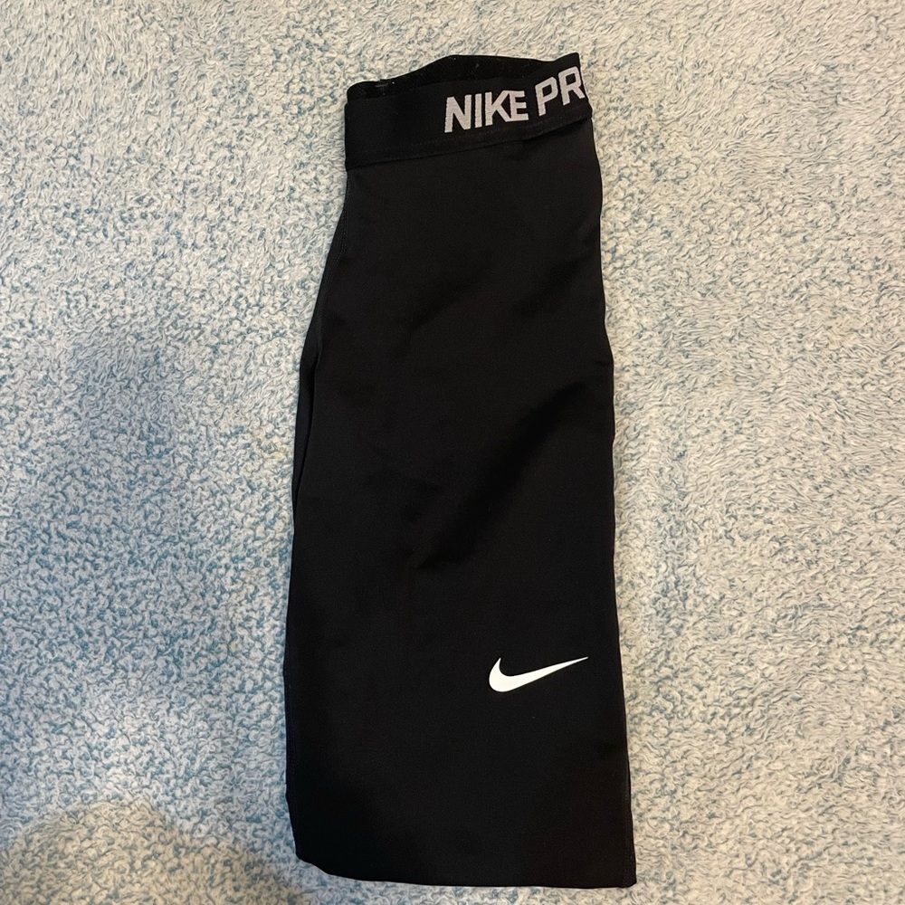 LIKE NEW nike pro leggings